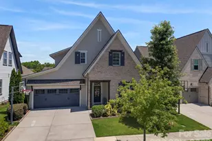 419 Rocking Chair Ln, Fort Mill, SC 29708 - Photo 2