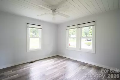 250 Oakdale Street, Brevard, NC 28712 - Photo 4