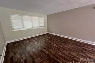 2171 6th St NE, Hickory, NC 28601 - Photo 12
