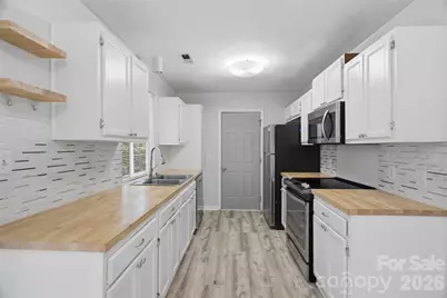 8345 Houndstooth Drive, Charlotte, NC 28227 - Photo 6