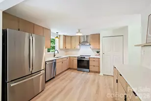 7323 Rollingridge Dr, Charlotte, NC 28211 - Photo 14