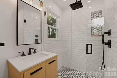 5301 Glenham Drive, Charlotte, NC 28210 - Photo 14