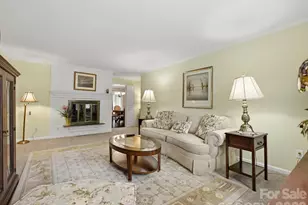 2233 Rexford Rd, Charlotte, NC 28211 - Photo 4