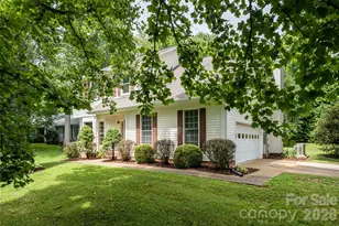 204 Windsor Forest Cir, Fletcher, NC 28732 - Photo 2