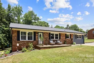 3018 Harold Ct, Shelby, NC 28152 - Photo 2