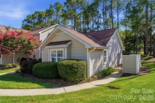 7810 Davinci Ln, Charlotte, NC 28226 - Photo 2