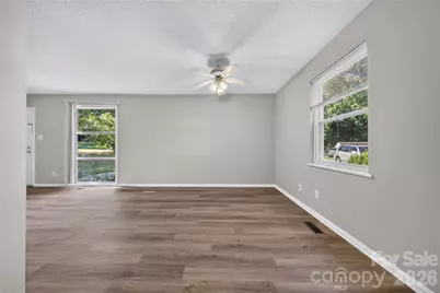 520 Inwood Drive, Charlotte, NC 28209 - Photo 8