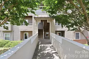 9817 Emerald Point Dr, Charlotte, NC 28278 - Photo 4