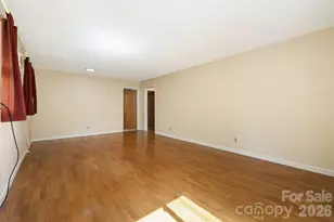 917 Fassifern Ct, Hendersonville, NC 28791 - Photo 12
