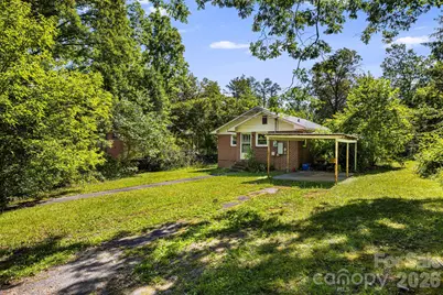 917 Fassifern Court, Hendersonville, NC 28791 - Photo 2