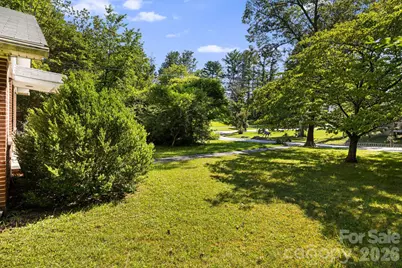 917 Fassifern Court, Hendersonville, NC 28791 - Photo 24