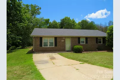 122 Tulip Trail, Ellenboro, NC 28040 - Photo 2