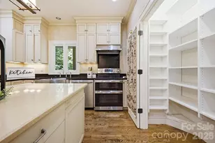 2204 E Cumming Woods Ln, Hendersonville, NC 28739 - Photo 12