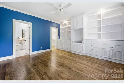 2204 E Cumming Woods Lane, Hendersonville, NC 28739 - Photo 18