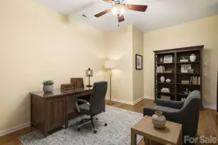 2204 E Cumming Woods Ln, Hendersonville, NC 28739 - Photo 36