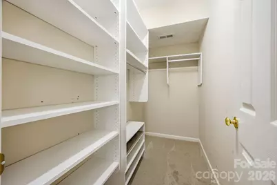 2204 E Cumming Woods Lane, Hendersonville, NC 28739 - Photo 32