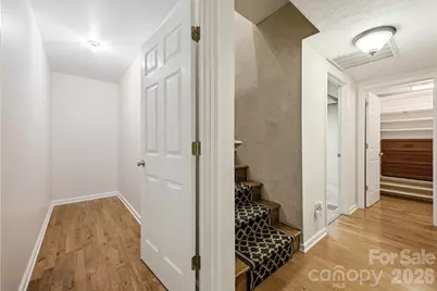 2204 E Cumming Woods Lane, Hendersonville, NC 28739 - Photo 26