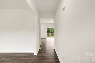 839 Adelston Ln, Asheville, NC 28804 - Photo 6