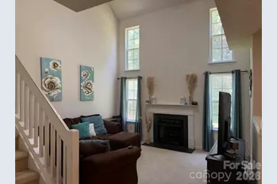 8053 Christmas Court, Charlotte, NC 28216 - Photo 10