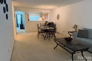 8053 Christmas Ct, Charlotte, NC 28216 - Photo 6