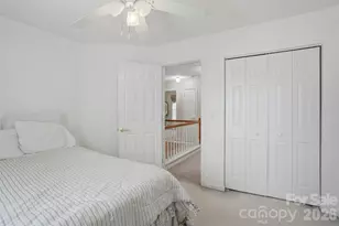 5619 Hedgecrest Pl, Charlotte, NC 28269 - Photo 22