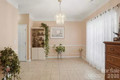 5619 Hedgecrest Place, Charlotte, NC 28269 - Photo 4