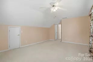 5619 Hedgecrest Pl, Charlotte, NC 28269 - Photo 28