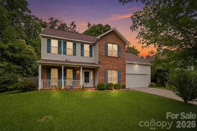 5619 Hedgecrest Place, Charlotte, NC 28269 - Photo 2