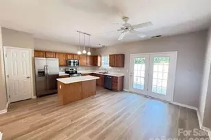 18629 Shawnee Ridge Rd, Cornelius, NC 28031 - Photo 6