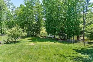 36 Copper Mill Ct, Candler, NC 28715 - Photo 30
