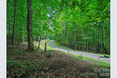 000 Shadow Moss Drive #8B, Burnsville, NC 28714 - Photo 1