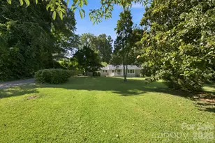 827 Jefferson Dr, Charlotte, NC 28270 - Photo 1