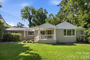 827 Jefferson Dr, Charlotte, NC 28270 - Photo 2
