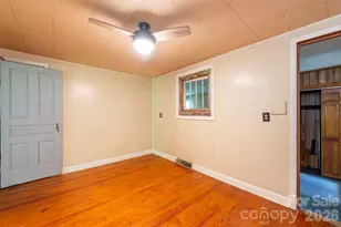 80 Webb Cove Rd, Asheville, NC 28804 - Photo 16