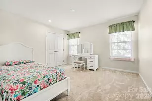 3030 Streamside Dr, Davidson, NC 28036 - Photo 18