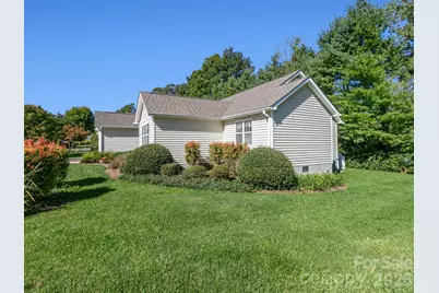 286 Charlestown Drive, Hendersonville, NC 28792 - Photo 28