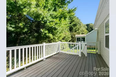 286 Charlestown Drive, Hendersonville, NC 28792 - Photo 4