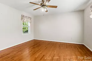 286 Charlestown Dr, Hendersonville, NC 28792 - Photo 20