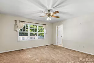 286 Charlestown Dr, Hendersonville, NC 28792 - Photo 16