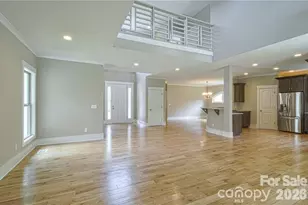 10136 Fairlea Dr, Charlotte, NC 28269 - Photo 8