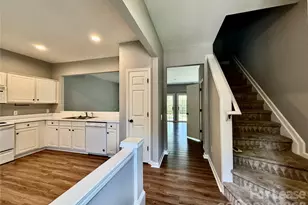 2754 Thornbush Ct, Charlotte, NC 28270 - Photo 4