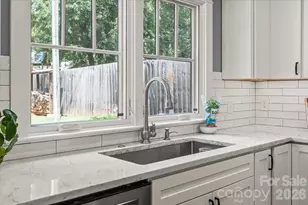 1931 Chatham Ave, Charlotte, NC 28205 - Photo 4