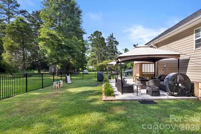 510 Roberts Avenue, York, SC 29745 - Photo 24