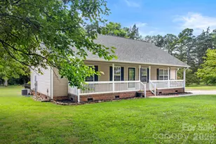 510 Roberts Ave, York, SC 29745 - Photo 2