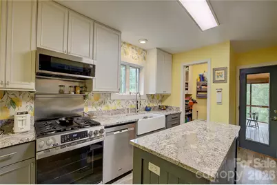 2825 Harrell Hill Road, Bakersville, NC 28705 - Photo 4