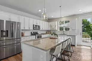 10122 Hemingway Pl, Charlotte, NC 28227 - Photo 12