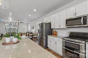 10122 Hemingway Pl, Charlotte, NC 28227 - Photo 14