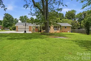 6108 Mallard Dr, Charlotte, NC 28227 - Photo 10
