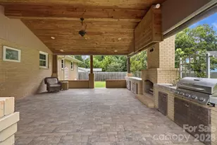 6108 Mallard Dr, Charlotte, NC 28227 - Photo 14