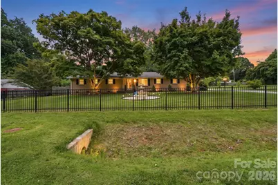 6108 Mallard Drive, Charlotte, NC 28227 - Photo 2